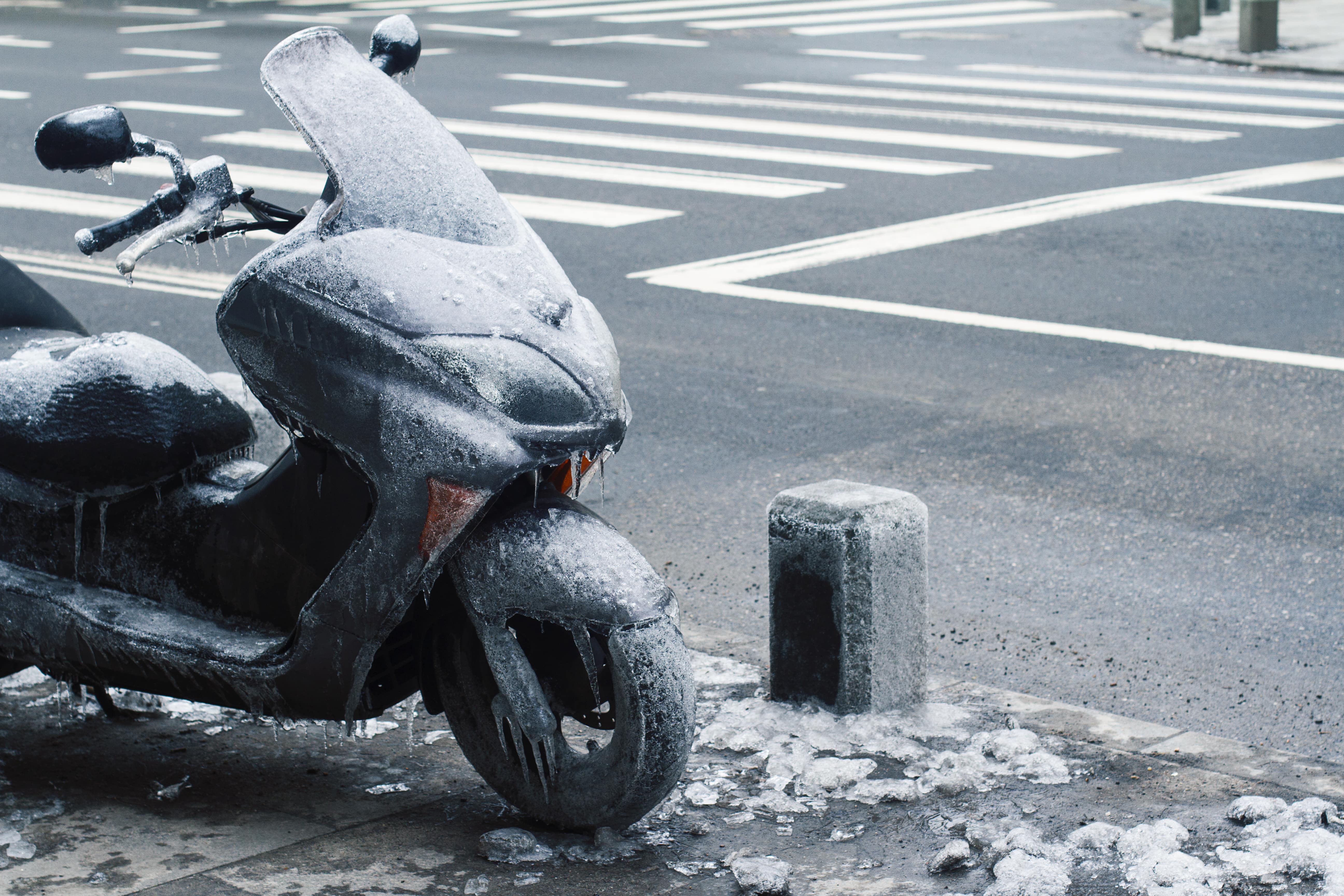 Quelle housse moto choisir pour protéger mon deux-roues ?